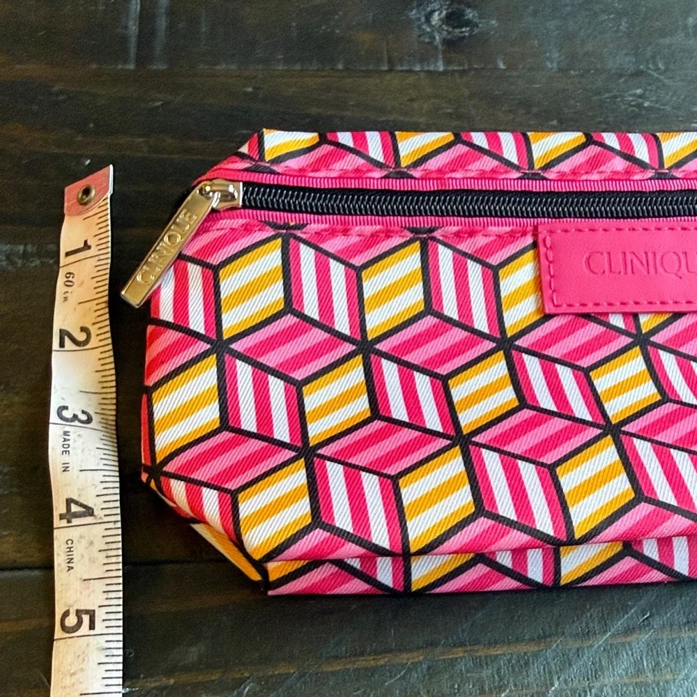 Clinique Cosmetic Bag Womens Small Pink Excellent‎ Vibrant Geometric